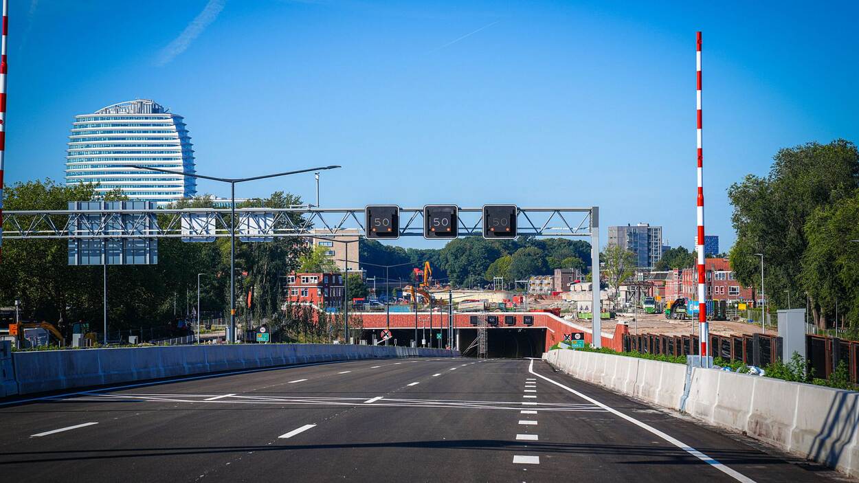 De nieuwe zuidelijke ringweg loopt via een tunnel onder het toekomstige Zuiderplantsoen.